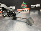 2010 CAMARO SS MANUAL BRAKE PEDAL AND BRACKET OEM 92199595 #1006