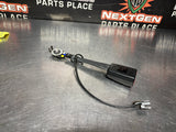 2015 CAMARO SS RH PASSENGER SIDE FRONT SEAT BELT BUCKLE RECEIVER OEM #1205
