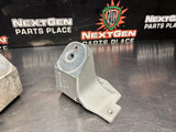 97-04 C5 CORVETTE MOTOR MOUNT BRACKETS 10260642 10260643 OEM #1303