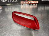 05-06 PONTIAC GTO PASSENGER RH SIDE HOOD GRILLE SCOOP VENT INSERT OEM #1293