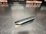 2015 FORD MUSTANG LH DRIVER SIDE INTERIOR DOOR HANDLE OEM FR3B-6322897-A #848