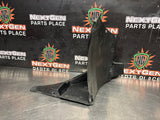 2001 C5 CORVETTE FRONT FENDER WHEEL LINER RH PASSENGER SIDE OEM 10298464 #1368