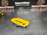 04 PONTIAC GTO DRIVER SIDE LH EXTERIOR DOOR HANDLE YELLOW OEM #1269