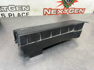 2004 PONTIAC GTO HOOD FUSE BOX COVER LID 92169852 #547