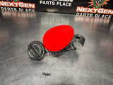 2004 PONTIAC GTO FUEL GAS DOOR ASSEMBLY TORRID RED OEM 92119899 #1043