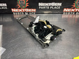 15 CAMARO SS MANUAL CONSOLE SHIFTER TRIM BEZEL AUXILIARY GAUGES OEM 92238977 #4155