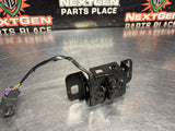 2014 C7 CORVETTE PASSENGER SIDE HOOD LATCH OEM 23436574 #1604
