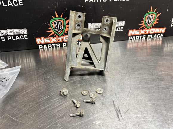 1998 C5 CORVETTE ABS MODULE BRACKET OEM 10284788 #1150