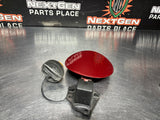 2006 PONTIAC GTO FUEL GAS DOOR ASSEMBLY SPICE RED OEM 92119899 #1293