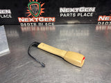 1997-2004 C5 CORVETTE LH DRIVER SEAT BELT RECEIVER OEM #1368
