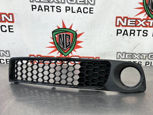 08-09 PONTIAC G8 GT LOWER FRONT FOG LIGHT GRILLE DRIVER SIDE LH 92201769 OEM #392