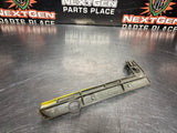 04-06 PONTIAC GTO FRONT RH RIGHT FRONT BUMPER GUIDE BRACKET 92177409 OEM #1269