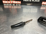 04-06 PONTIAC GTO RH SIDE SEAT RECLINE LEVER OEM #987