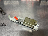 04 - 06 PONTIAC GTO FUEL DOOR RELEASE ASSEMBLY 92210031 #1043