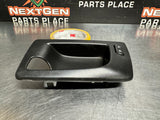 2004 CADILLAC CTS-V LH DRIVER INTERIOR DOOR HANDLE BEZEL OEM #1193