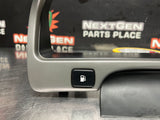 04-06 PONTIAC GTO GAUGE CLUSTER BEZEL TRIM 92110118 OEM #987