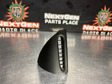 04-06 PONTIAC GTO MIRROR COVER / WINDOW DEFROST VENT PASSENGER SIDE OEM #1043
