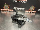 2018 CAMARO SS GEAR SELECTOR SHIFTER ASSEMBLY w/ BOOT, BEZEL, KNOB OEM #938