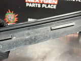 04 -06 PONTIAC GTO EXTERIOR B PILLAR WINDOW TRIM RH SIDE 92093112 OEM #901