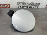 08 - 09 PONTIAC G8 FUEL DOOR GAS CAP COVER LID ASSEMBLY SILVER OEM 92213014 #611