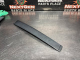 04 -06 PONTIAC GTO EXTERIOR B PILLAR WINDOW TRIM LH SIDE 92093111 OEM #1522