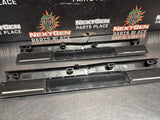 2011 FORD MUSTANG GT LH AND RH ILLUMINATED DOOR SILL TRIM SET OEM #1557