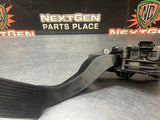2006 GMC SIERRA GAS PEDAL 15233970 OEM #1174