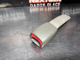 1997-2004 C5 CORVETTE RH SEAT BELT RECEIVER SHALE OEM #1289