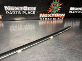 04-06 PONTIAC GTO PASSENGER SIDE RH DOOR TO WINDOW WEATHER STRIP SEAL OEM #1269