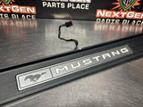 2015 FORD MUSTANG GT LH DOOR SILL TRIM FR3J-6313222-CHW OEM #1092