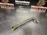 04-06 GTO FRONT LEFT BUMPER GUIDE BRACKET OEM 92048615 #1269