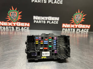 2016 GMC SIERRA 3500 RH DASH FUSE BOX 23443946-02 #699