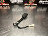 10-14 MUSTANG GT RH PASSENGER SIDE SEAT BELT BUCKLE RECEIVER OEM #847