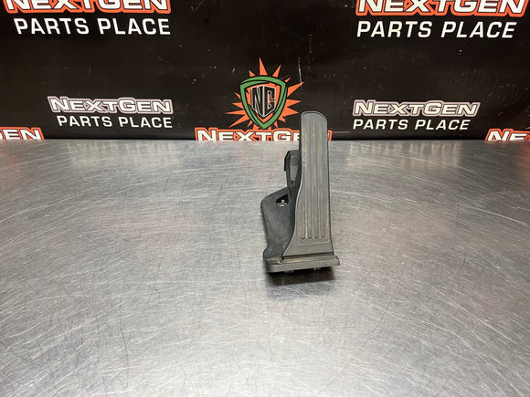 2018 CAMARO SS GAS PEDAL 84534504 OEM #1041