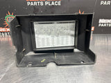 2011 GM SILVERADO 3500 UNDERHOOD FUSE BOX LID 25941375 OEM #914