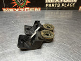 2021 CAMARO SS UPPER RADIATOR HOLD DOWNS 84009865 84009866 OEM #1556