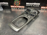 2011 CAMARO SS MANUAL CONSOLE SHIFTER TRIM BEZEL AUXILIARY GAUGES OEM 92238977 #1586