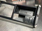2006 PONTIAC GTO CENTER CONSOLE SHIFTER BEZEL TRIM  PANEL OEM 92166193 #910