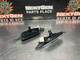 08-09 PONTIAC G8 FRONT RH AND LH TURN SIGNAL MARKER LIGHTS #1590