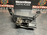 97-04 C5 CORVETTE CONVERTIBLE WATERFALL LATCH RELEASE W/ BRACKET 16637699 #1302