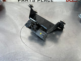 97-04 C5 CORVETTE CONVERTIBLE WATERFALL LATCH RELEASE WITH BRACKET 16637699 #605