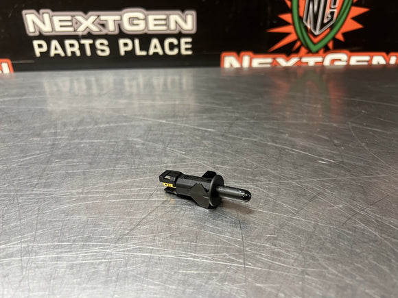 14-19 C7 CORVETTE GLOVE BOX BUTTON LIGHT SWITCH OEM #1181