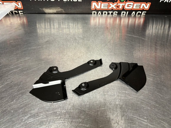 2018 CAMARO SS LH RH FRONT BRAKE DUST SHIELDS 23385147 23385146 OEM #1041