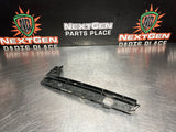 04-06 GTO FRONT LEFT BUMPER GUIDE BRACKET OEM 92048615 #901