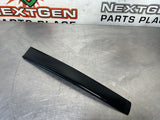 04 -06  Pontiac GTO Exterior B Pillar Window Trim LH 92093111 #560