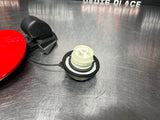 08 - 09 PONTIAC G8 GT FUEL DOOR GAS CAP COVER LID ASSEMBLY RED OEM 92213014 #948