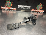 2017 MUSTANG GT GAS PEDAL CR33-9F836-BB OEM #1079