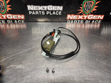 04 - 06 PONTIAC GTO FUEL DOOR RELEASE ASSEMBLY 92210031 #1306