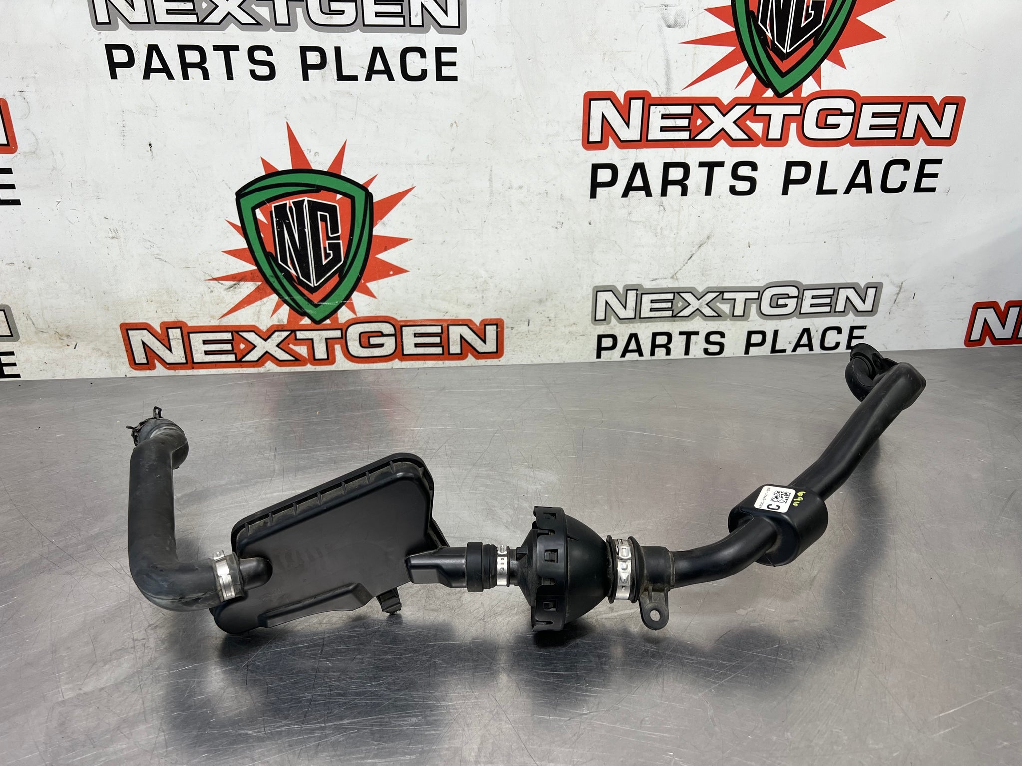 2016 FORD MUSTANG GT AIR INTAKE SOUND TUBE FR3C-9P437-CM OEM #696