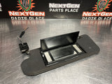 04 - 06 PONTIAC GTO DRIVER SIDE LH SUN VISOR OEM #901
